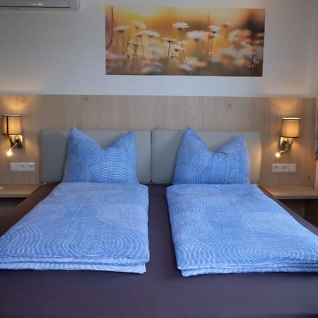 Rana'S B&B - Bed&Breakfast 러스트 외부 사진