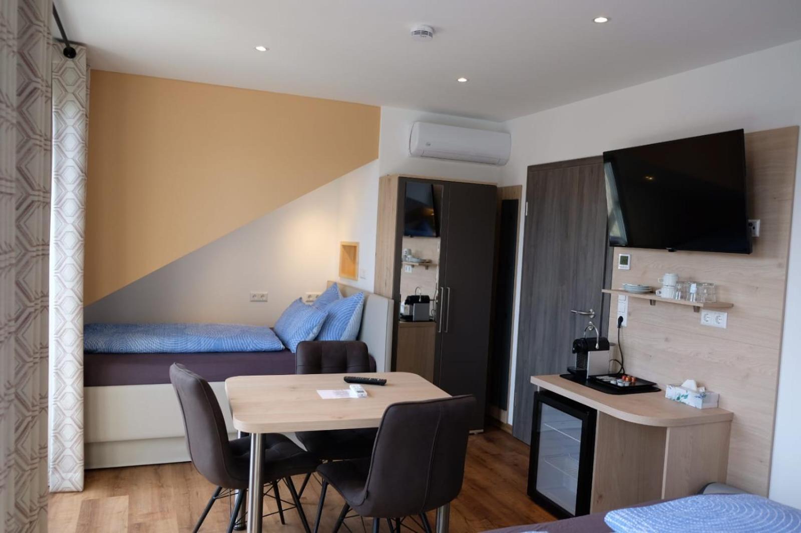 Rana'S B&B - Bed&Breakfast 러스트 외부 사진